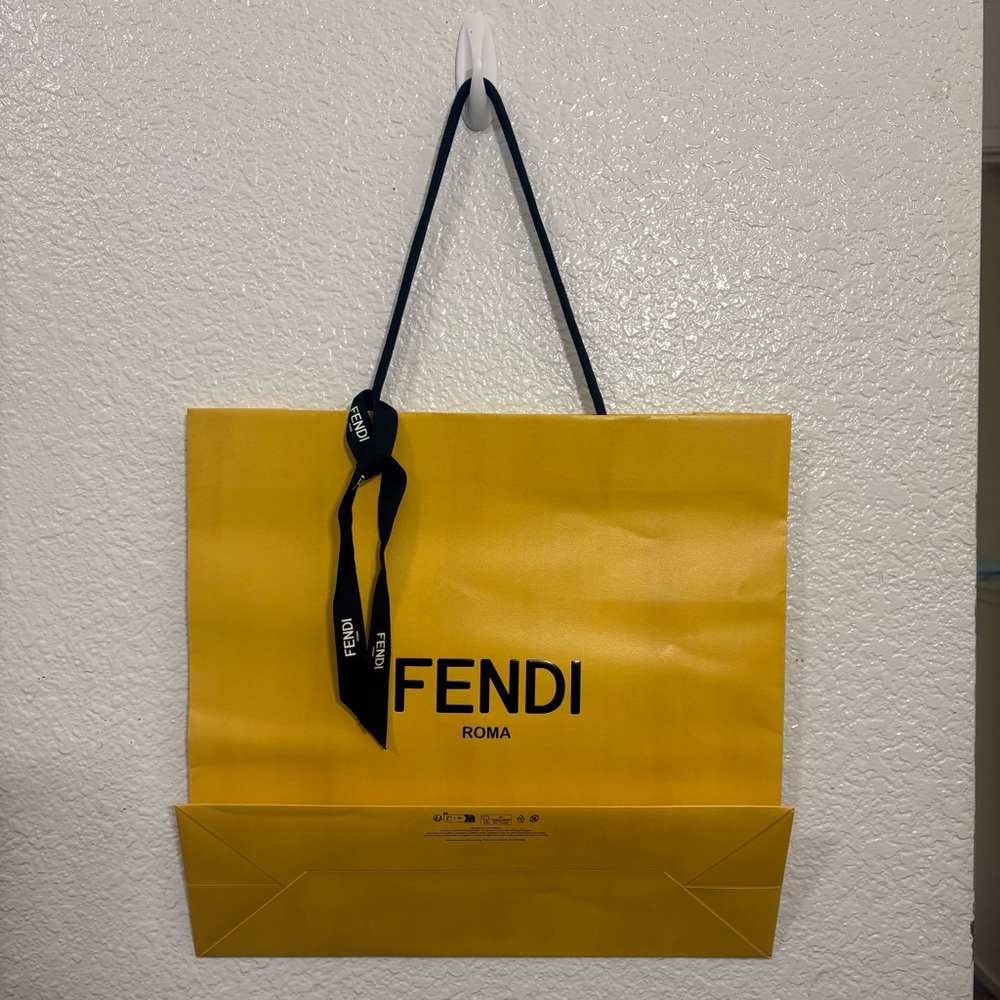 FENDI‎ Roma Yellow Luxury Shopping Bag With Ribbon Large Designer Gift Bag - Picture 2 of 5